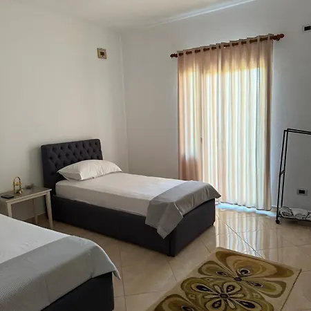 Villa Quiet Room, Close To Airport *